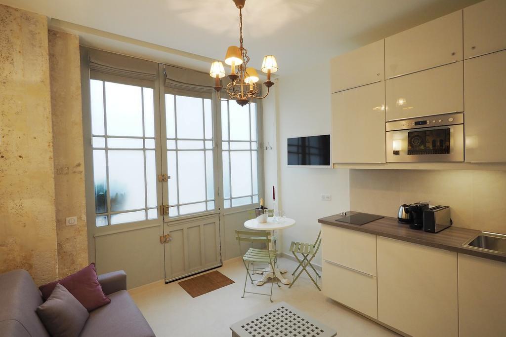 Saint Germain Cosy Chicsuites Paris Rum bild