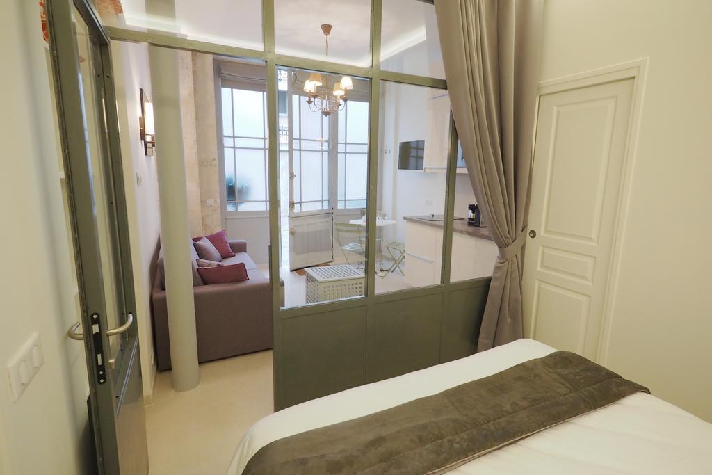 Saint Germain Cosy Chicsuites Paris Rum bild